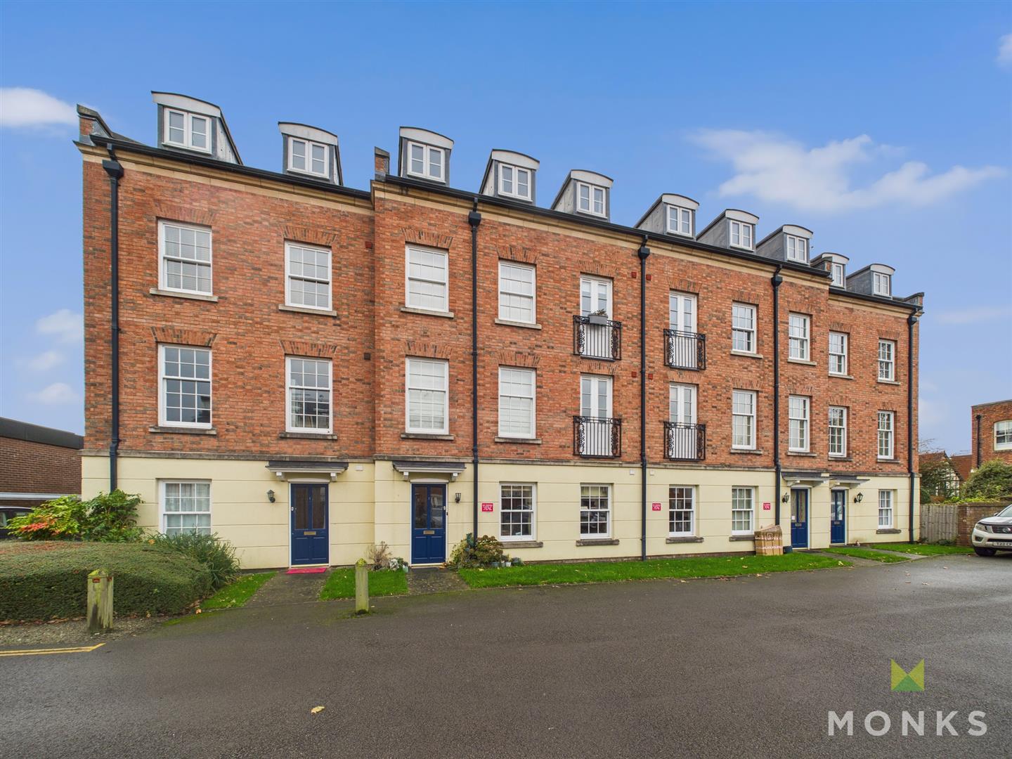7 Belgravia Court Abbey Foregate, Shrewsbury, SY2 6BW For Sale